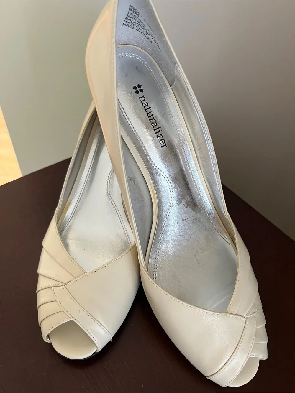 Naturalizer - Comfortable Cream Peep-Toe Heels - 9.5